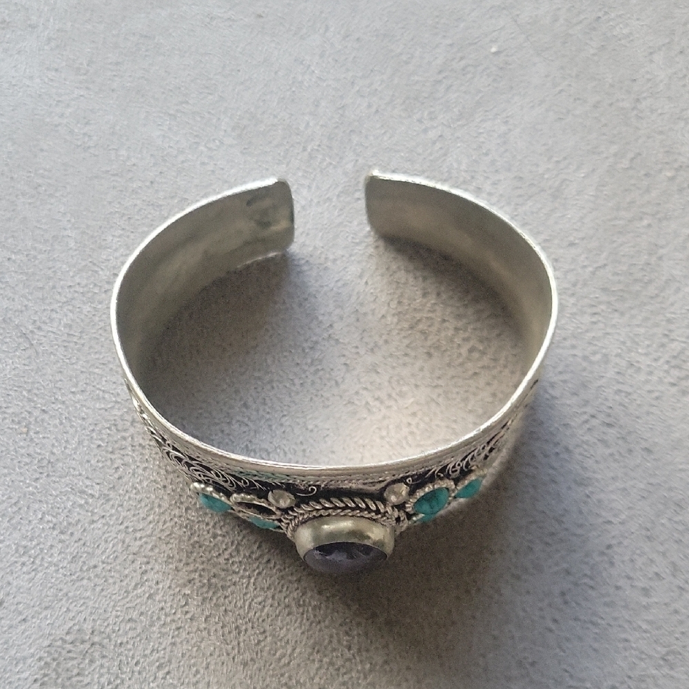 Silver and Turquoise Cuff Bracelet - Picture 3 of 5